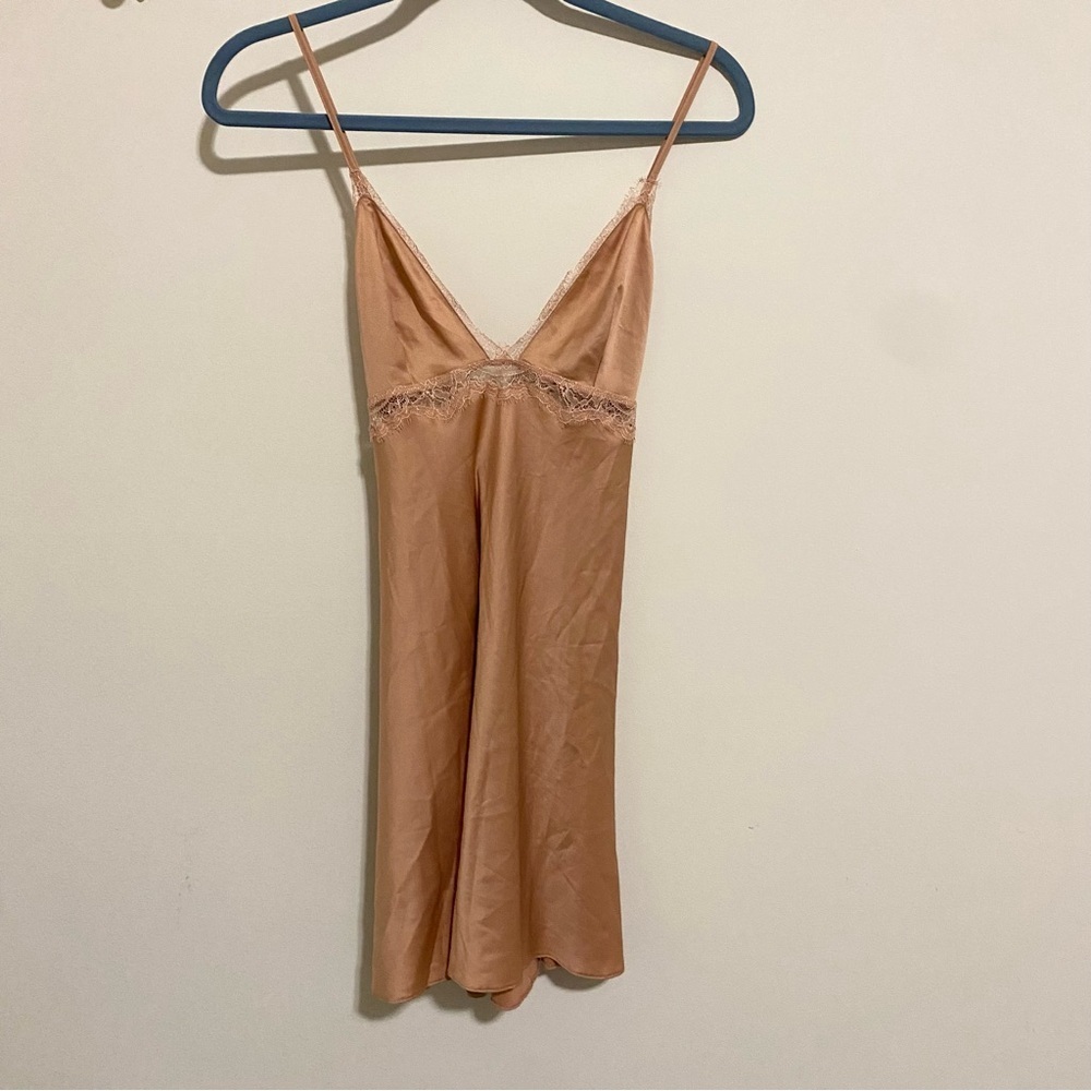 Victoria's Secret Pink Satin Lace Trim Babydoll size Medium
